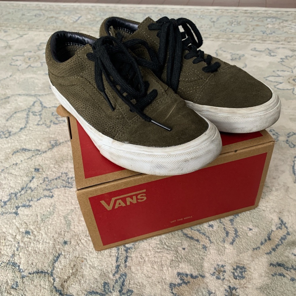 Vans all suede old skools!